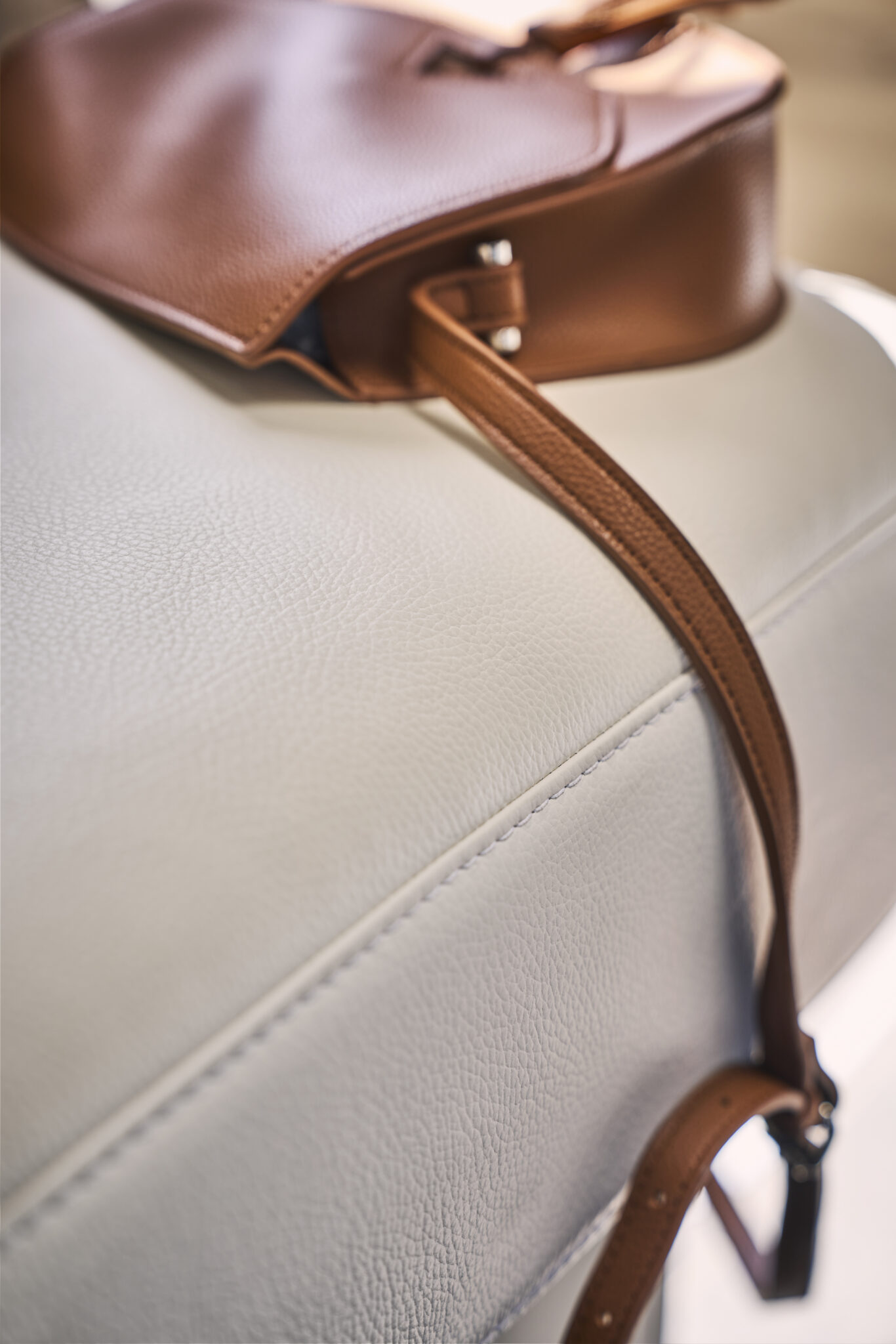 Lounge — LV8.5CF